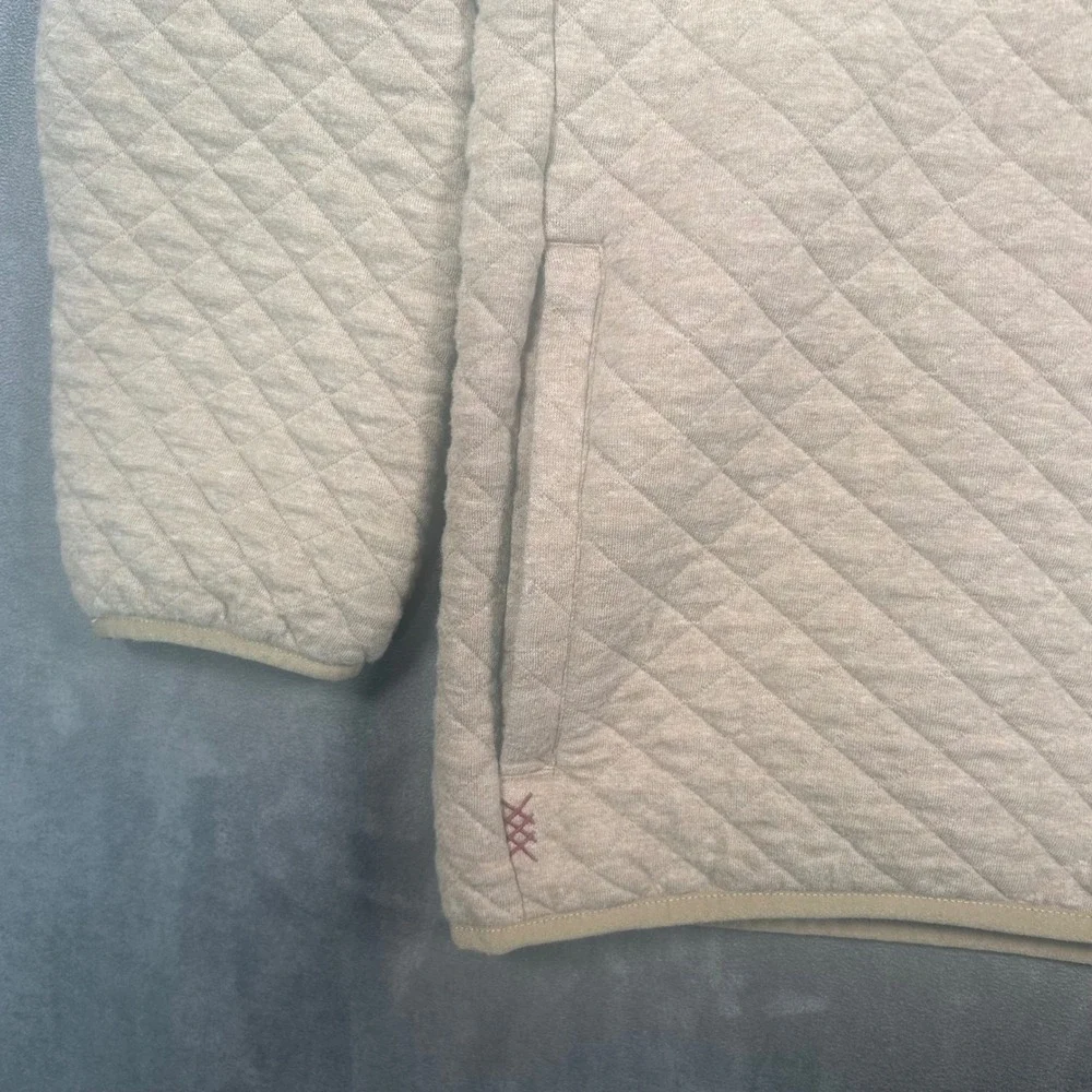 RHONE quilted snap